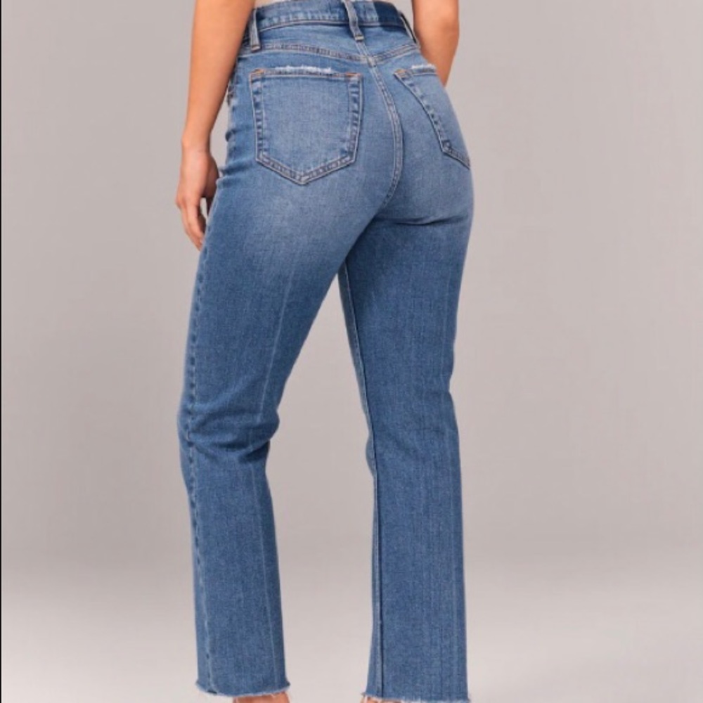 Abercrombie and Fitch Curve Love Ankle Straight Ultra High Rise